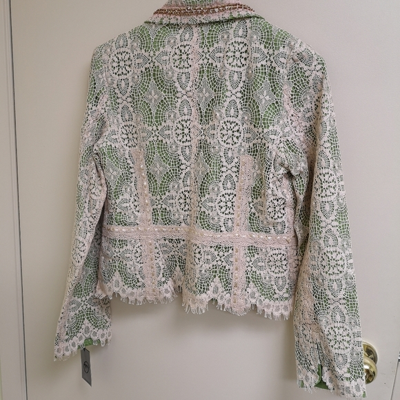 Lace Blazer - Picture 2 of 8